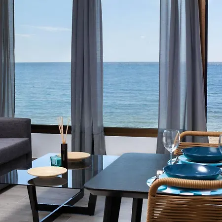 Deluxe Beachfront Malibu4 * Benalmádena